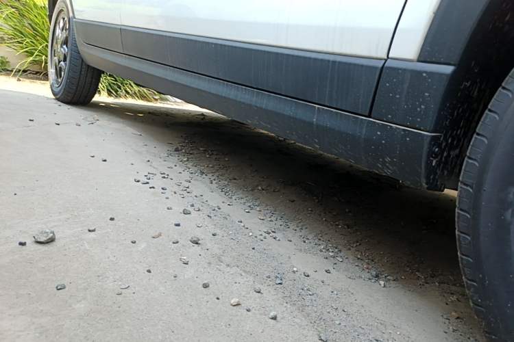 Used Leapmotor T03 2025 310 Comfort Edition Right Side Sill