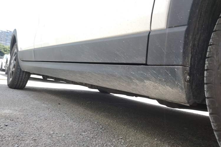 Used Leapmotor T03 2025 310 Comfort Edition Right Side Sill
