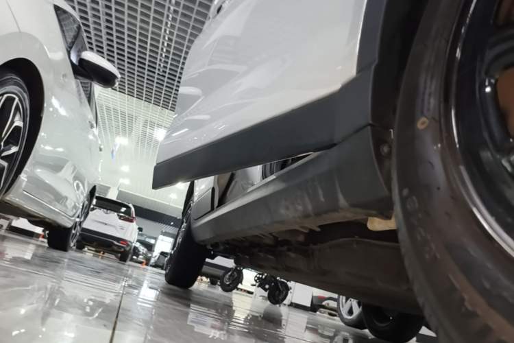Used Leapmotor T03 2025 310 Comfort Edition Right Side Sill