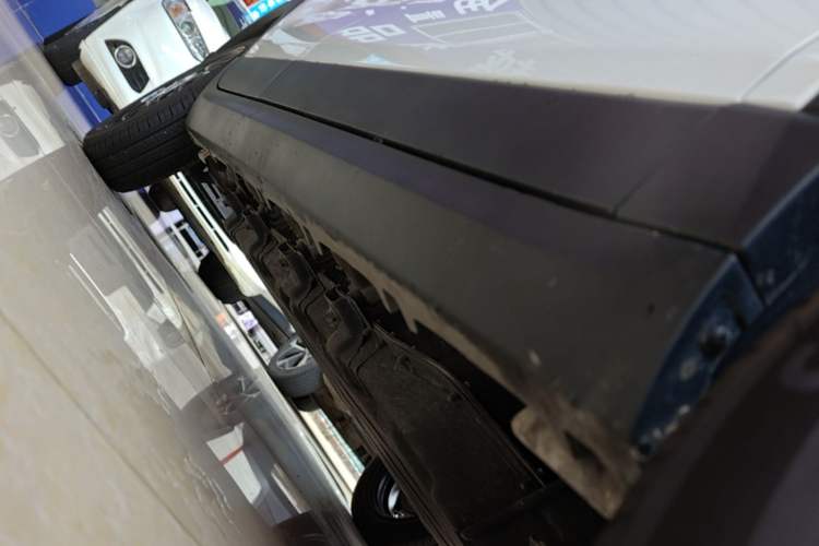 Used Leapmotor T03 2025 310 Comfort Edition Right Side Sill