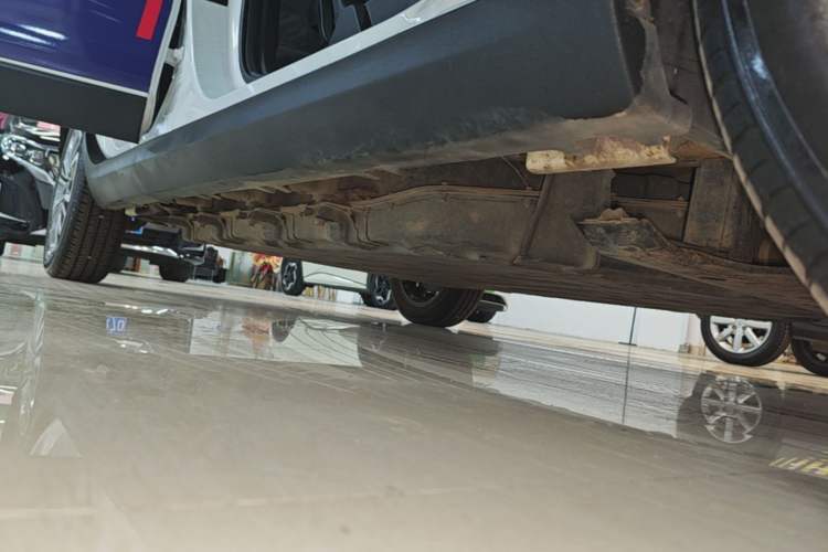 Used Leapmotor T03 2025 403 Comfort Edition Right Side Sill