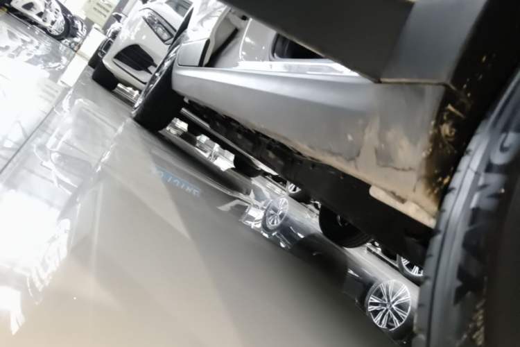 Used Leapmotor T03 2025 310 Comfort Edition Right Side Sill