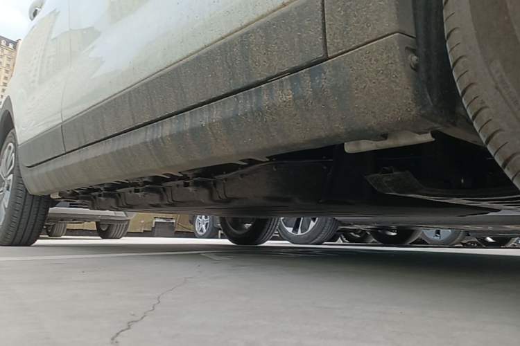 Used Leapmotor T03 2025 403 Comfort Edition Right Side Sill