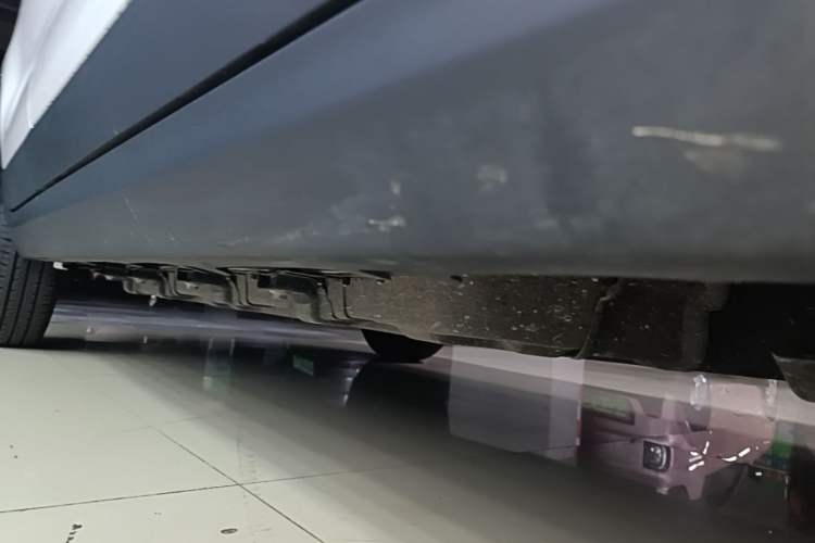 Used Leapmotor T03 2025 310 Comfort Edition Right Side Sill