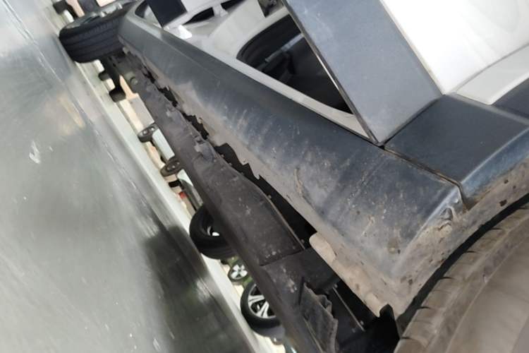 Used Leapmotor T03 2025 310 Comfort Edition Right Side Sill