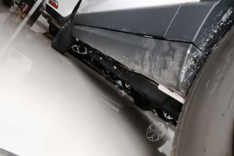 Used Leapmotor T03 2025 310 Comfort Edition Right Side Sill