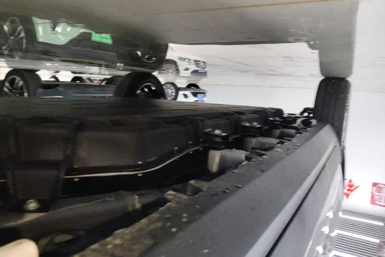 Used Leapmotor T03 2025 310 Comfort Edition Right Side Sill