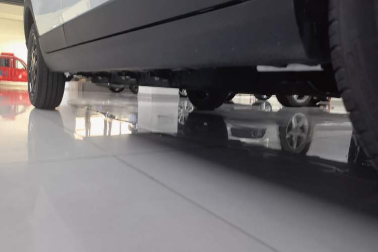 Used Leapmotor T03 2025 310 Comfort Edition Right Side Sill