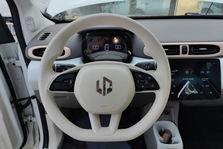 Used Leapmotor T03 2025 310 Comfort Edition Steering Wheel