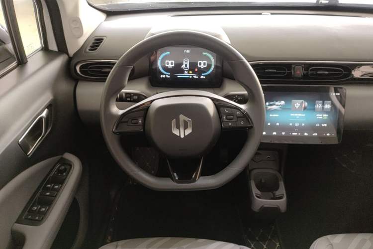 Used Leapmotor T03 2025 310 Comfort Edition Steering Wheel