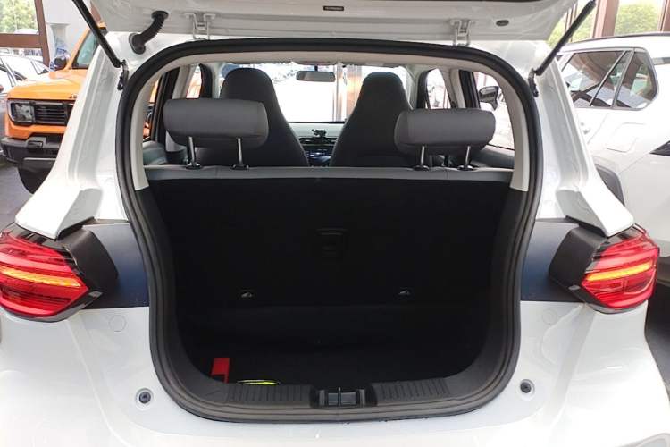 Used Leapmotor T03 2025 403 Comfort Edition Trunk