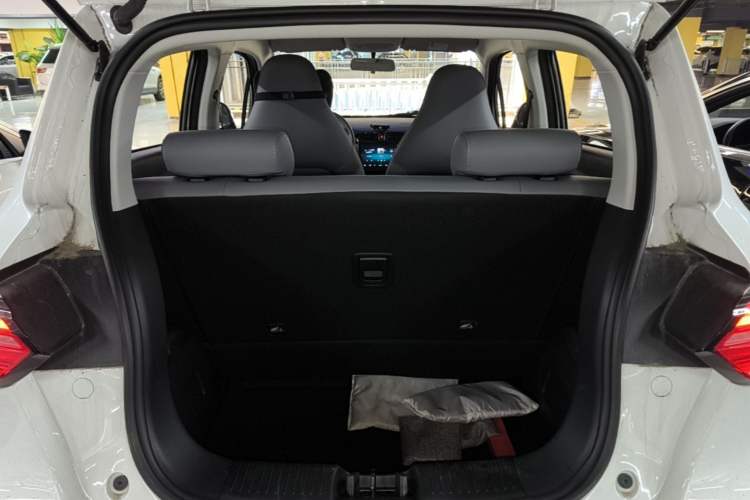 Used Leapmotor T03 2025 403 Comfort Edition Trunk