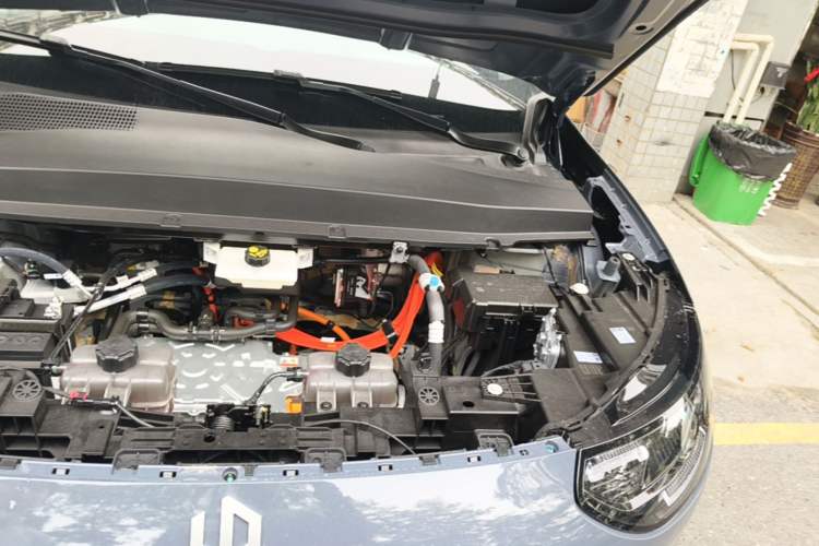 Used Leapmotor Zero Run A10 2026 Model 505 LiDAR Edition Engine Bay Left