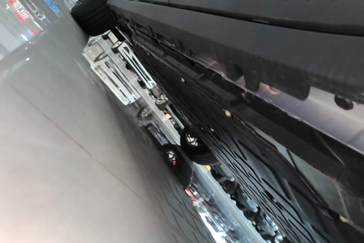 Used Leapmotor Zero Run A10 2026 Model 505 LiDAR Edition Left Side Sill