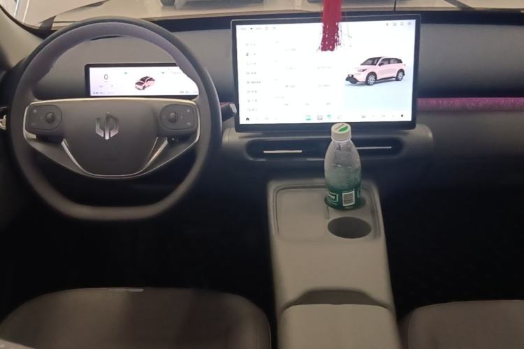 Used Leapmotor Zero Run A10 2026 Model 403 Enjoyment Edition Center Console