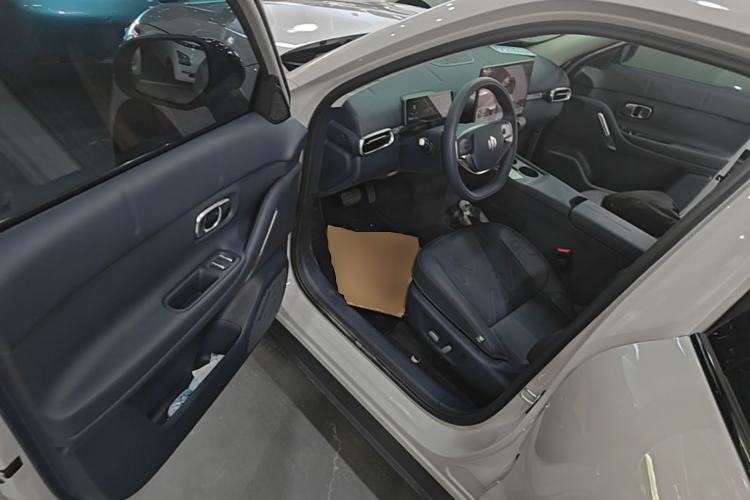 Used Leapmotor Zero Run A10 2026 Model 403 Enjoyment Edition Driver Seat