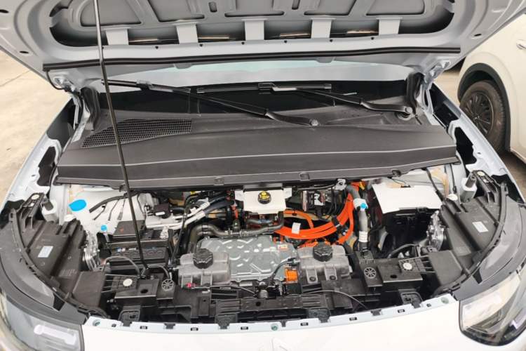 Used Leapmotor Zero Run A10 2026 Model 505 LiDAR Edition Engine Bay