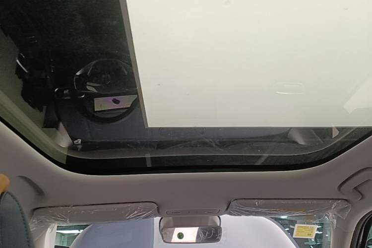 Used Leapmotor Zero Run A10 2026 Model 403 Enjoyment Edition Headliner