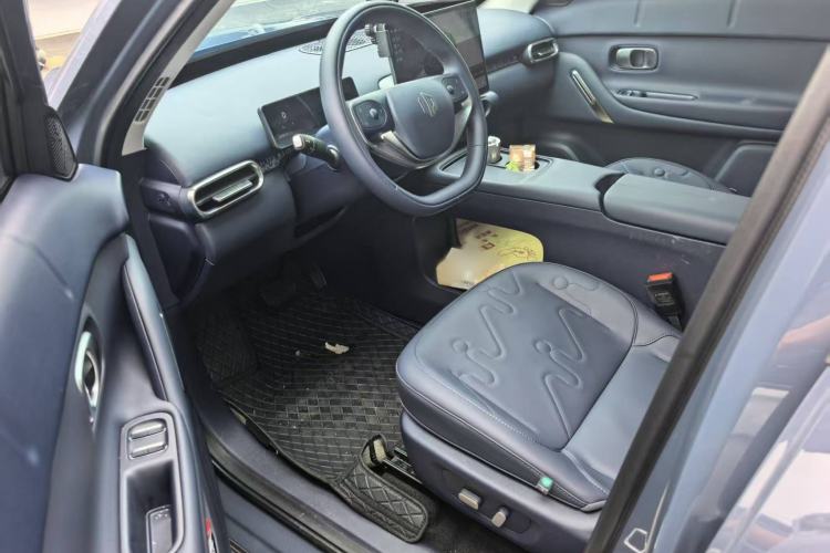 Used Leapmotor Zero Run A10 2026 Model 505 Enjoyment Edition Interior 2