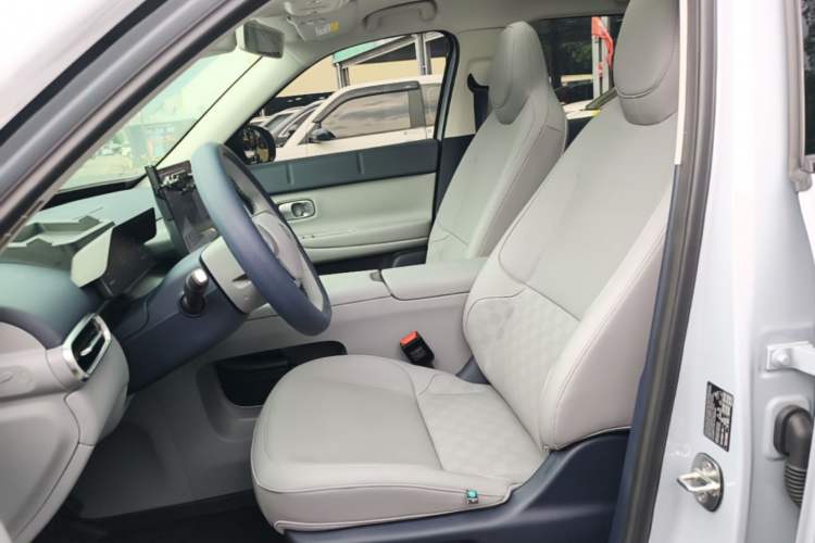 Used Leapmotor Zero Run A10 2026 Model 505 LiDAR Edition Left Front Seat