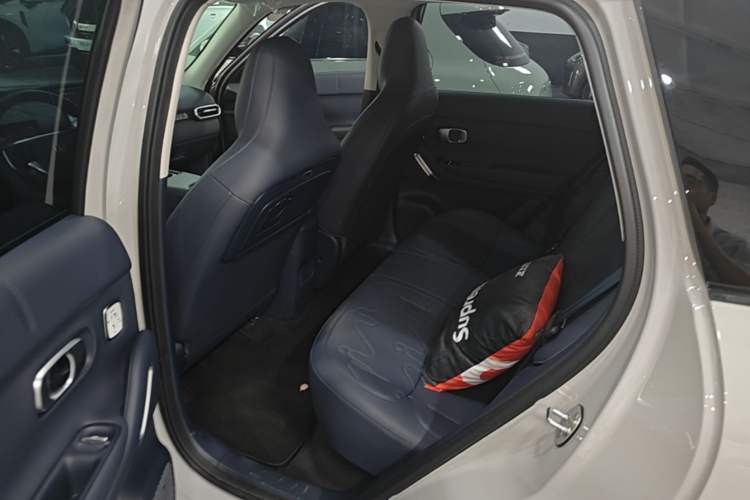 Used Leapmotor Zero Run A10 2026 Model 403 Enjoyment Edition Left Rear Seat