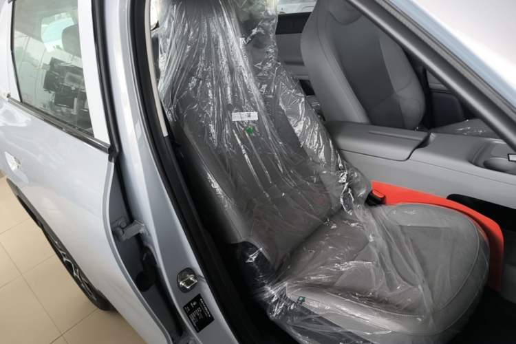Used Leapmotor Zero Run A10 2026 Model 403 Enjoyment Edition Right Front Seat