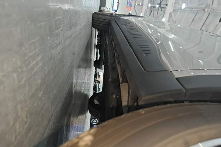 Used Leapmotor Zero Run A10 2026 Model 403 Enjoyment Edition Right Side Sill