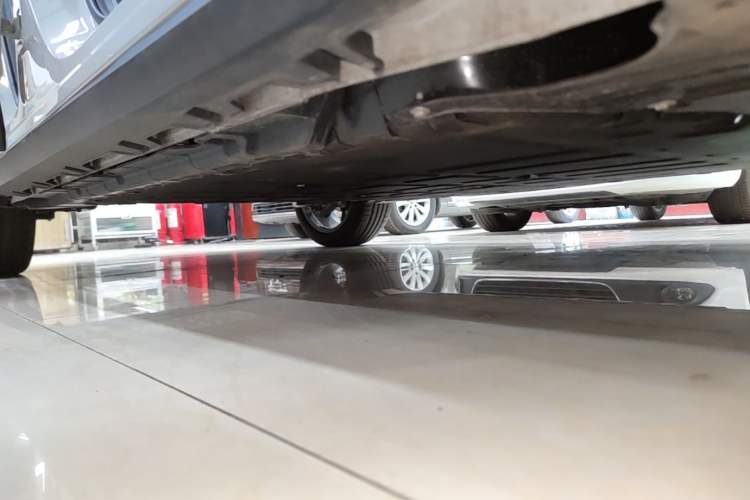 Used Leapmotor Zero Run A10 2026 Model 505 LiDAR Edition Right Side Sill