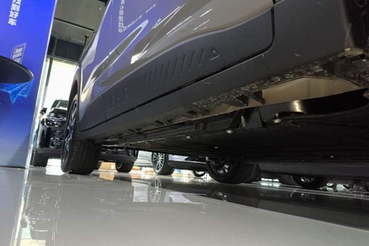 Used Leapmotor Zero Run A10 2026 Model 403 Enjoyment Edition Right Side Sill