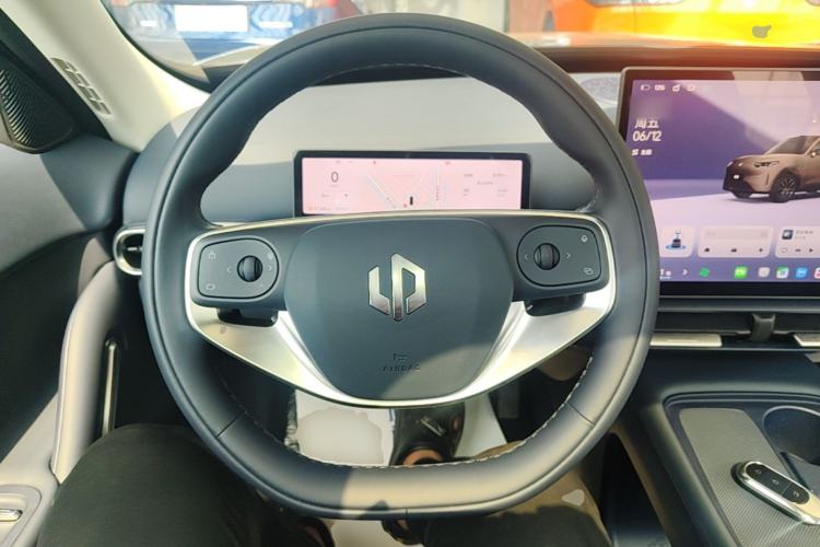 Used Leapmotor Zero Run A10 2026 Model 505 LiDAR Edition Steering Wheel