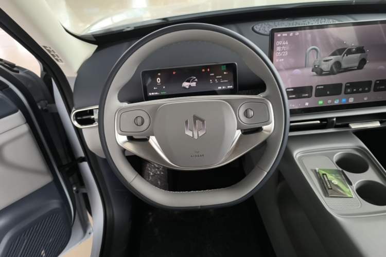 Used Leapmotor Zero Run A10 2026 Model 403 Enjoyment Edition Steering Wheel