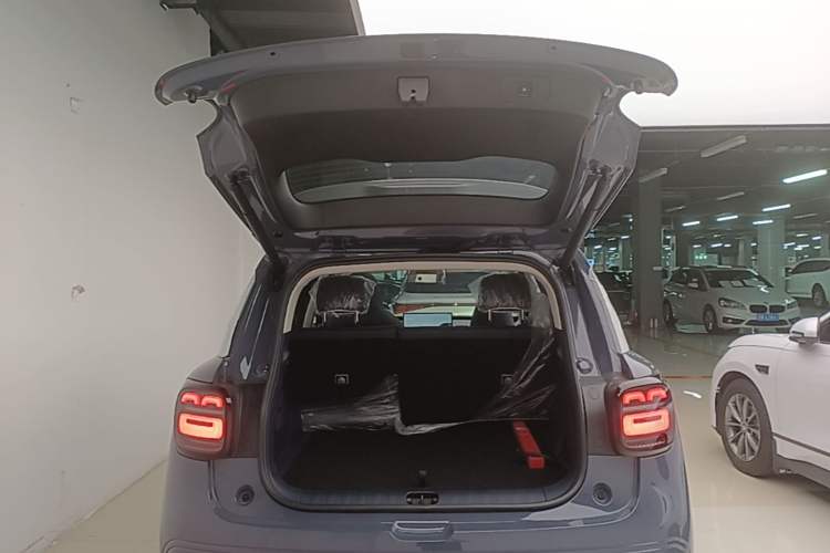 Used Leapmotor Zero Run A10 2026 Model 403 Enjoyment Edition Trunk