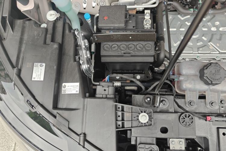 Used Leapmotor Zero Run A10 2026 Model 505 LiDAR Edition Engine Bay Right