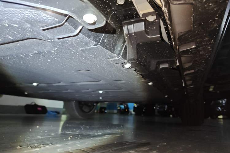 Used Leapmotor Zero Run A10 2026 Model 505 LiDAR Edition Chassis Front Left