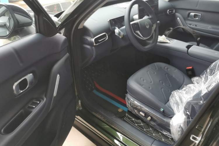 Used Leapmotor Zero Run A10 2026 Model 505 LiDAR Edition Driver Seat
