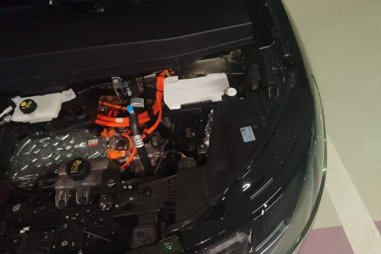 Used Leapmotor Zero Run A10 2026 Model 505 LiDAR Edition Engine Bay Left