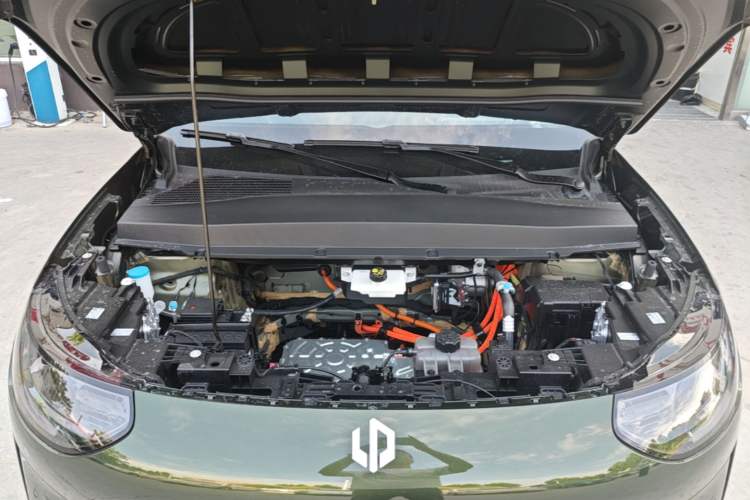 Used Leapmotor Zero Run A10 2026 Model 403 Enjoyment Edition Engine Bay