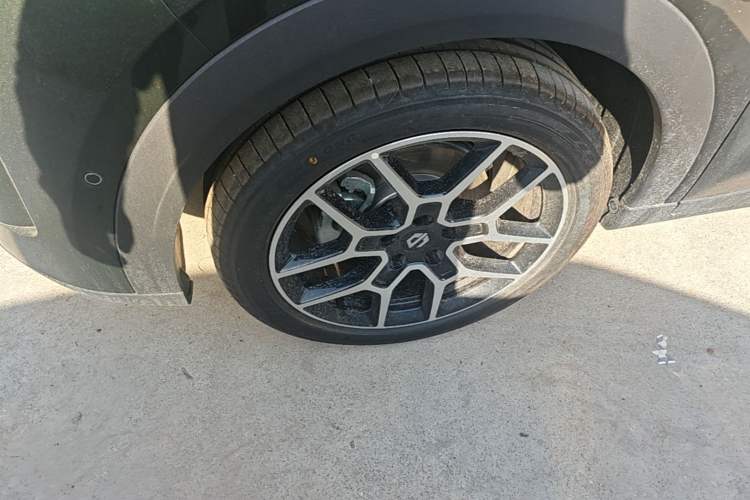 Used Leapmotor Zero Run A10 2026 Model 403 Enjoyment Edition Left Front Wheel Hub