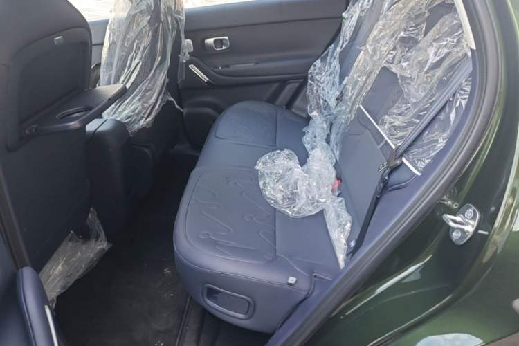 Used Leapmotor Zero Run A10 2026 Model 403 Enjoyment Edition Left Rear Seat