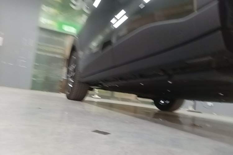 Used Leapmotor Zero Run A10 2026 Model 403 Comfort Edition Left Side Sill