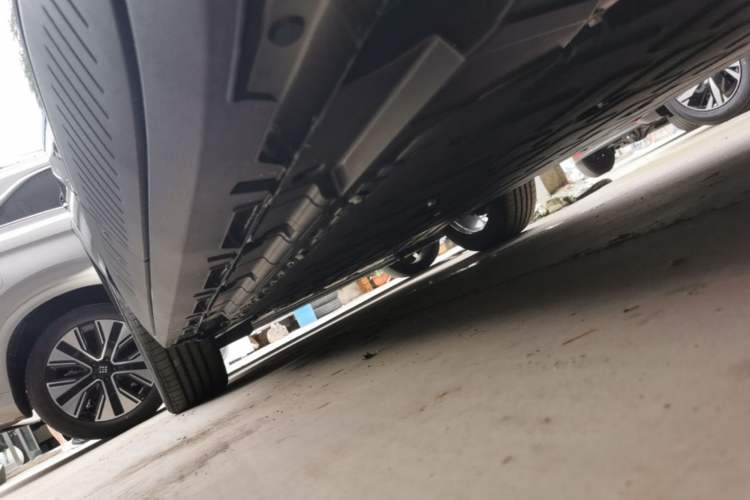 Used Leapmotor Zero Run A10 2026 Model 505 LiDAR Edition Left Side Sill