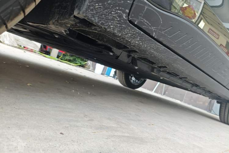 Used Leapmotor Zero Run A10 2026 Model 403 Enjoyment Edition Left Side Sill