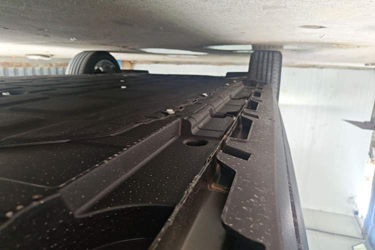 Used Leapmotor Zero Run A10 2026 Model 403 Enjoyment Edition Left Side Sill