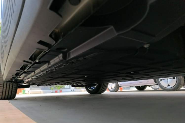 Used Leapmotor Zero Run A10 2026 Model 505 Enjoyment Edition Left Side Sill
