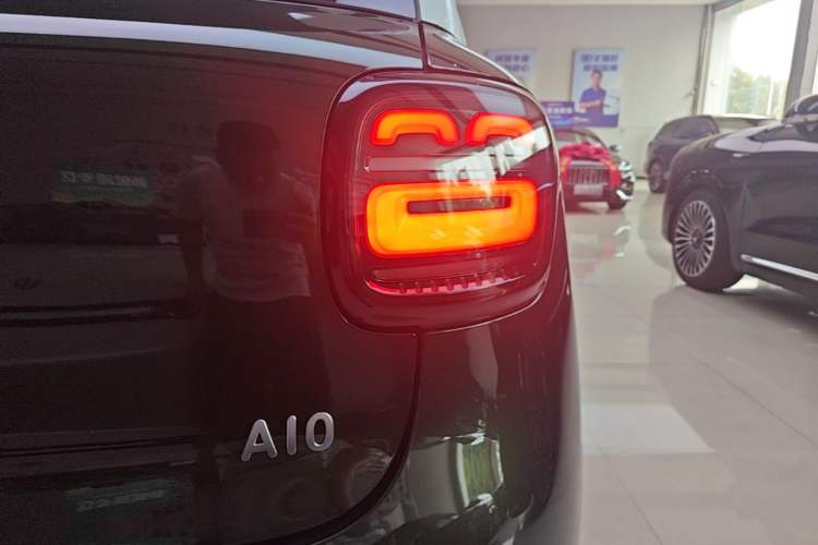 Used Leapmotor Zero Run A10 2026 Model 505 Enjoyment Edition Right Rear Taillight