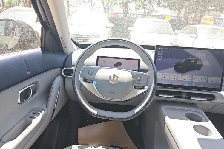 Used Leapmotor Zero Run A10 2026 Model 403 Enjoyment Edition Steering Wheel