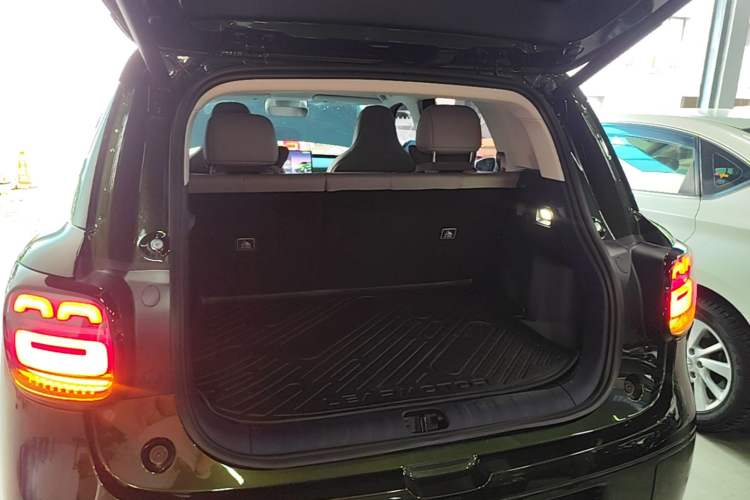 Used Leapmotor Zero Run A10 2026 Model 403 Enjoyment Edition Trunk
