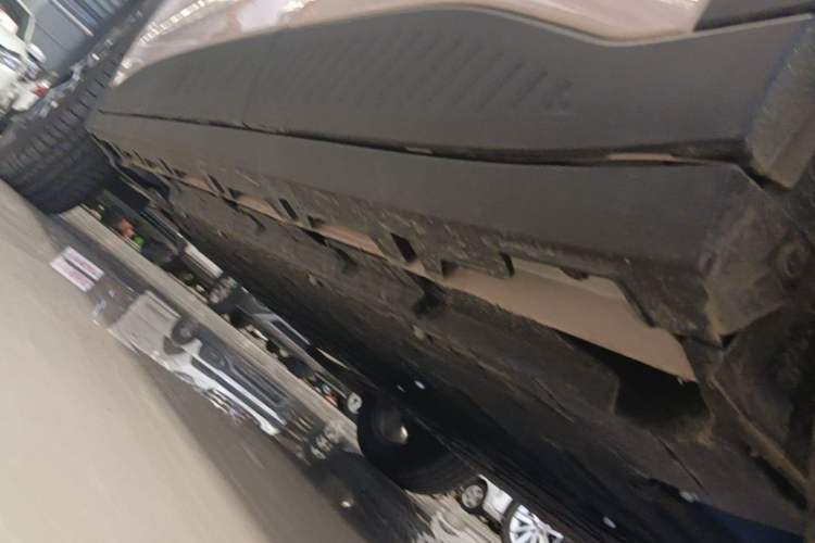 Used Leapmotor Zero Run A10 2026 Model 403 Enjoyment Edition Left Side Sill