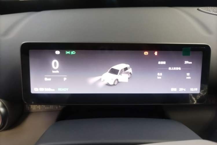 Used Leapmotor Zero Run A10 2026 Model 403 Comfort Edition Instrument Cluster