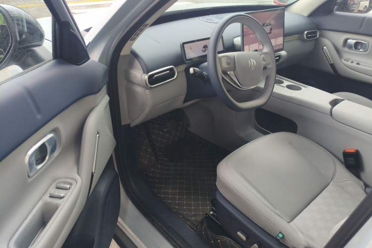 Used Leapmotor Zero Run A10 2026 Model 505 Enjoyment Edition Interior 3